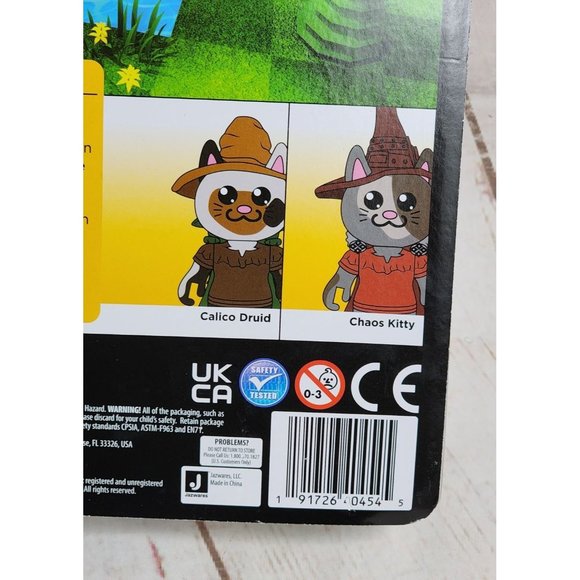 Wizard Cats 9-Piece Interchangeable Figurines Roblox Set with Exclusive Virtual - Picture 8 of 12